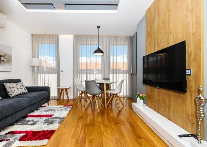 Windrose Design Apartments