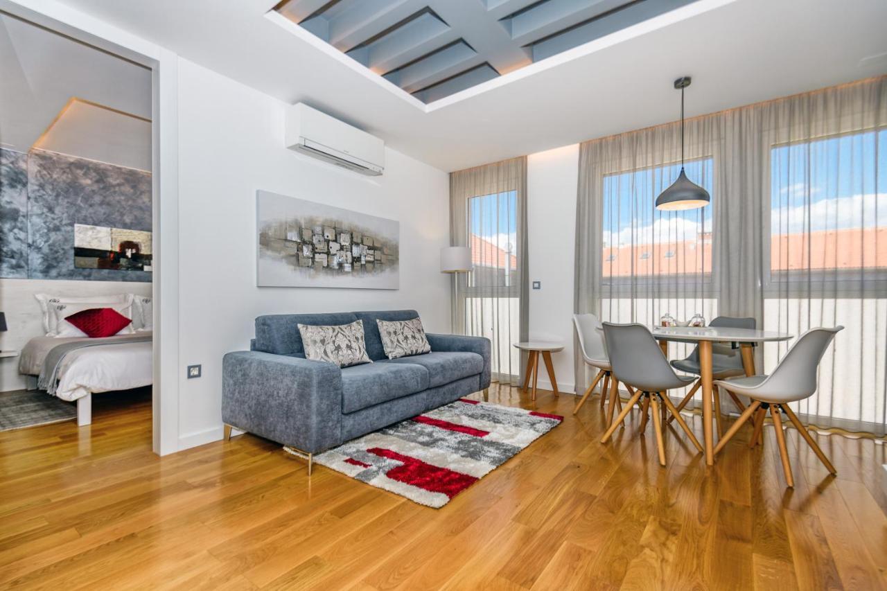 Apartment Windrose Design *